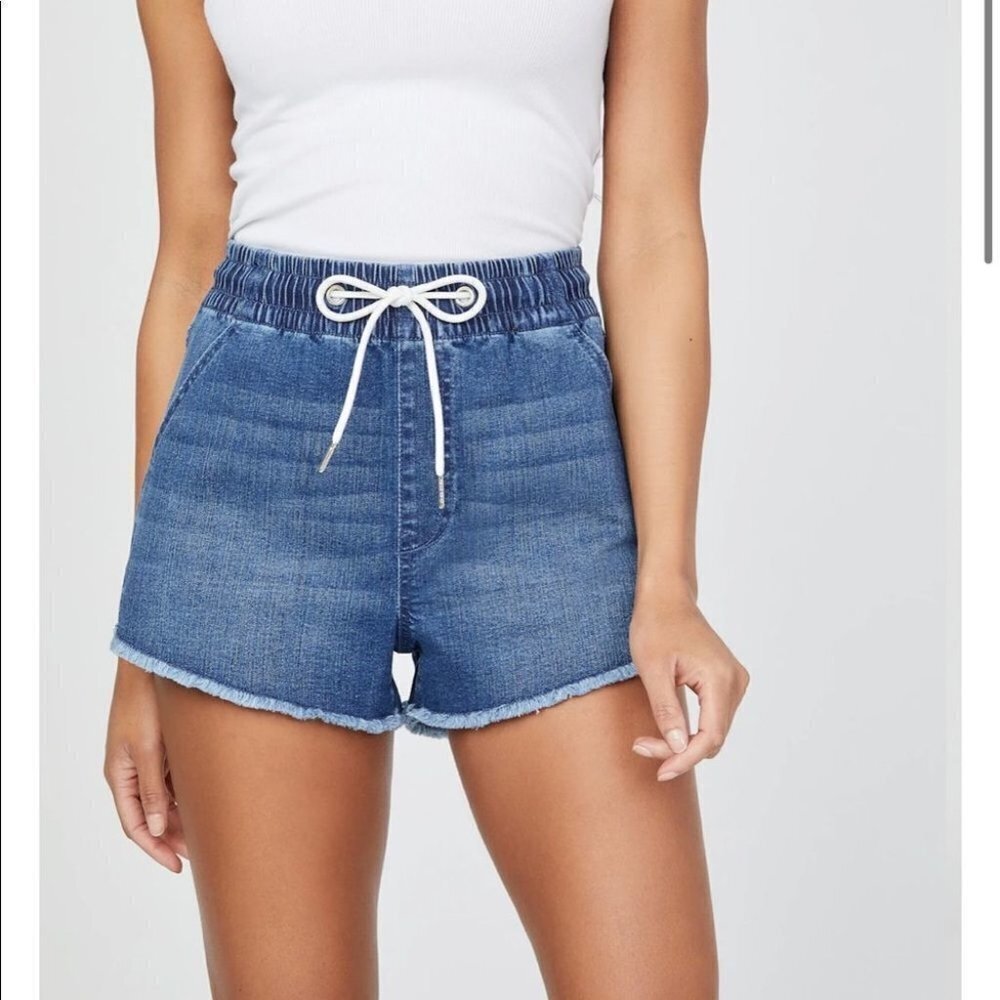 WILFRED High Waist Soft Denim Shorts Size XXS